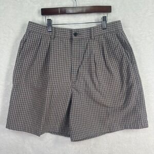 Dockers Shorts Womens 12 Gray Plaid Pleated Front Cotton Pockets Casual